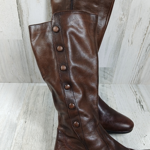 Born Shoes Brown Leather Knee-High Riding Boots Button Detail #1471 - Picture 13 of 15
